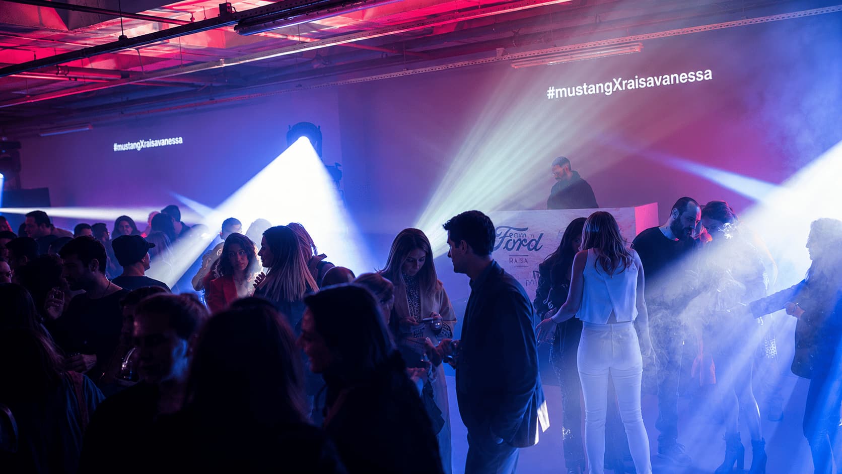 Ford — Ford Mustang — Bir Başka Gece